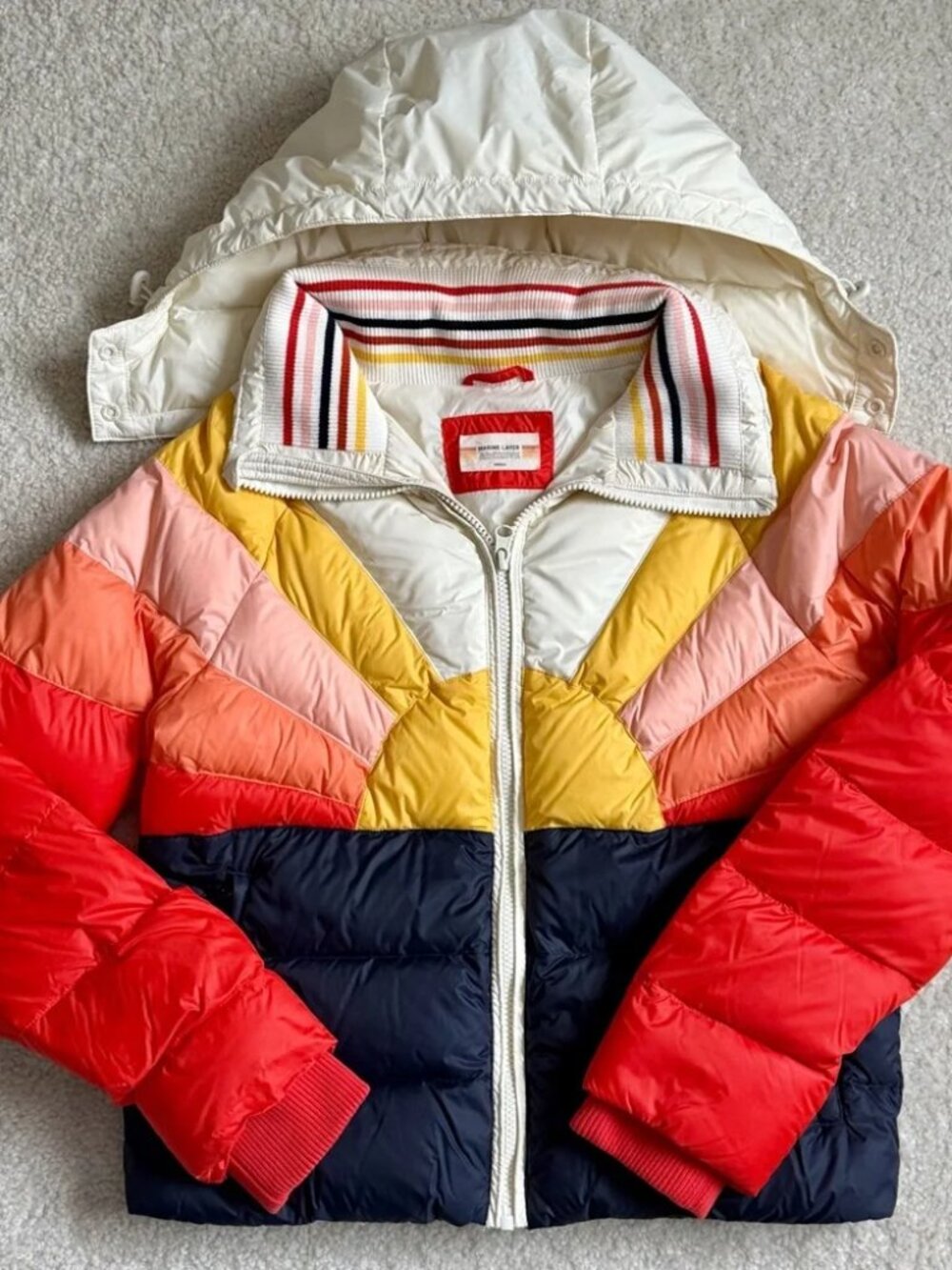 Marine Layer Archive Apres Sunset Down Puffer Jacket Retro Ski Coat Medium - Picture 11 of 14